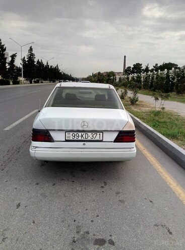 Mercedes E 200 1992, 222,222 km - 2.0 l - Sumqayıt