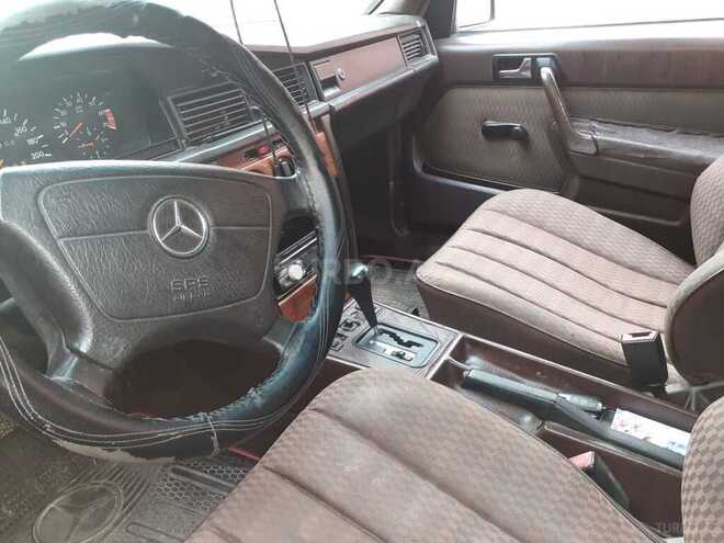 Mercedes 190 1992, 365,412 km - 2.3 l - Bakı