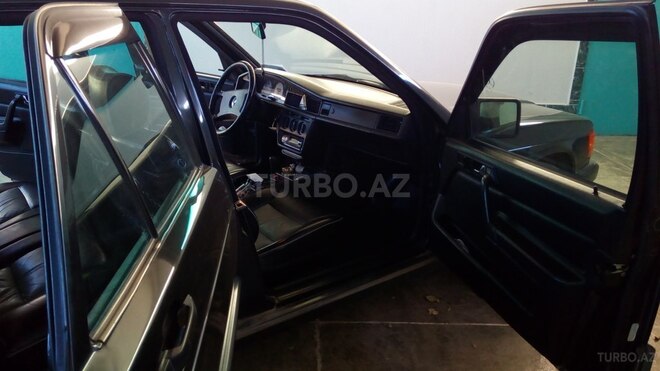 Mercedes 190 1991, 290,000 km - 2.0 l - Xaçmaz