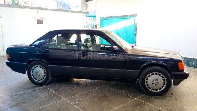 Mercedes 190 1991, 290,000 km - 2.0 l - Xaçmaz