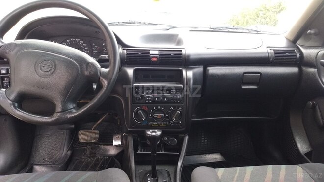 Opel Astra 1997, 390,000 km - 1.6 l - Bakı