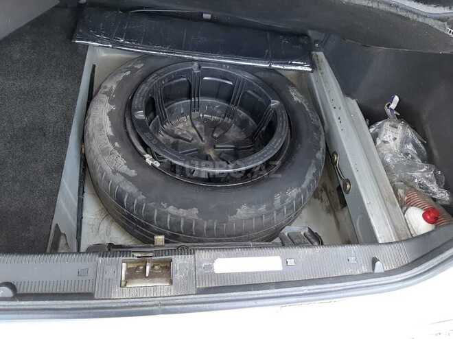 Mercedes E 270 2000, 342,680 km - 2.7 l - Bakı