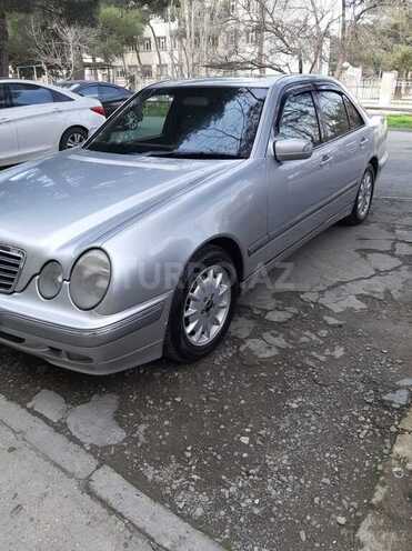 Mercedes E 270 2000, 342,680 km - 2.7 l - Bakı