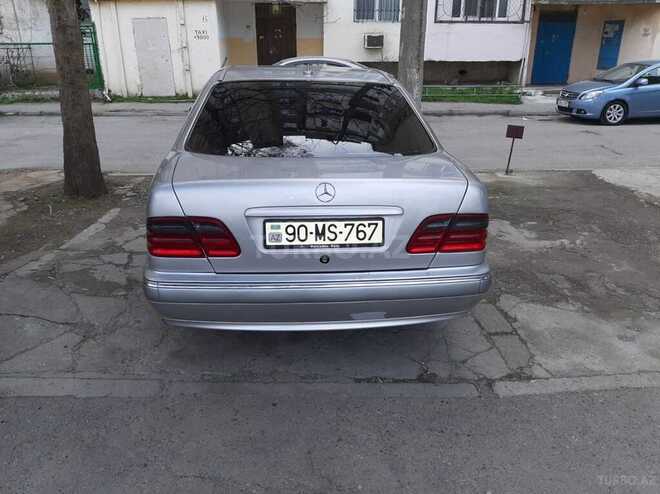 Mercedes E 270 2000, 342,680 km - 2.7 l - Bakı
