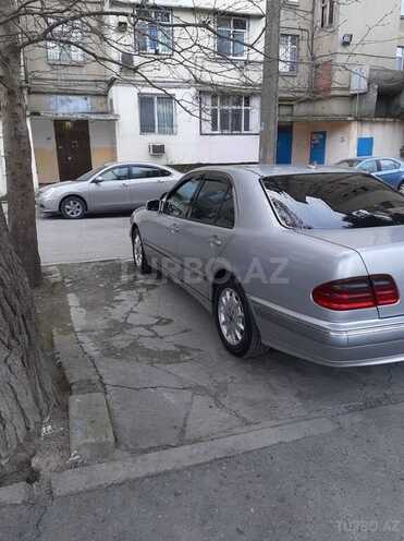 Mercedes E 270 2000, 342,680 km - 2.7 l - Bakı