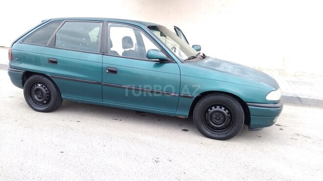 Opel Astra 1997, 390,000 km - 1.6 l - Bakı