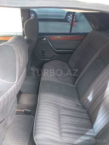 Mercedes E 200 1992, 320,000 km - 2.0 l - Sumqayıt