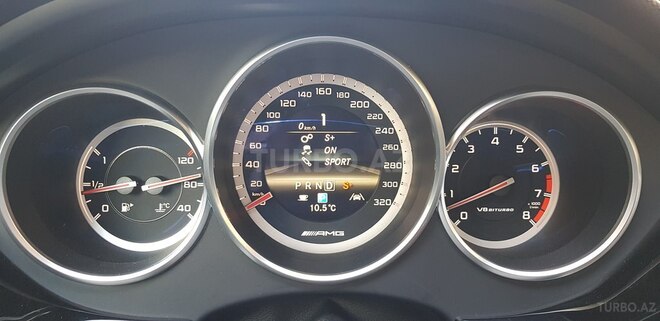 Mercedes CLS 63 AMG 2011, 90,000 km - 6.3 л - Bakı