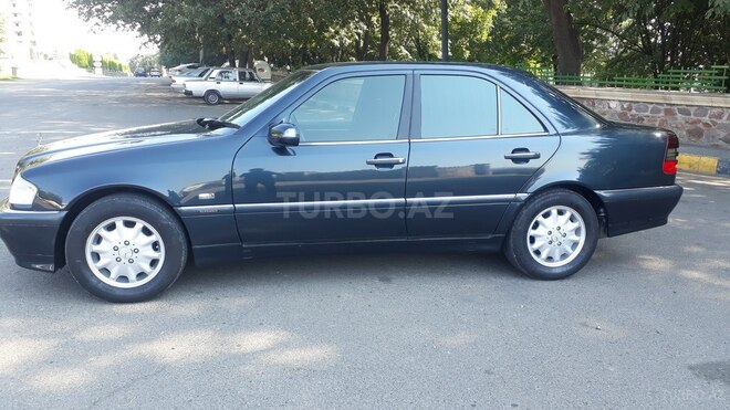 Mercedes C 220 1998, 371,105 km - 2.2 l - Tovuz