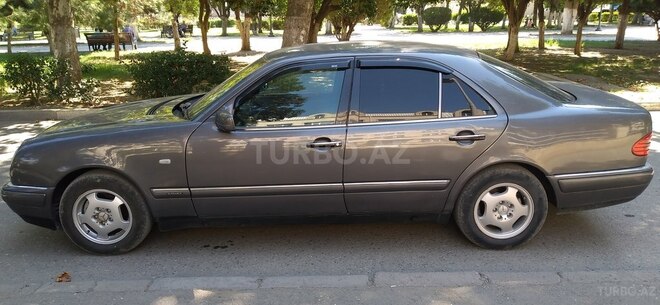 Mercedes E 230 1996, 320,000 km - 2.3 l - Gəncə