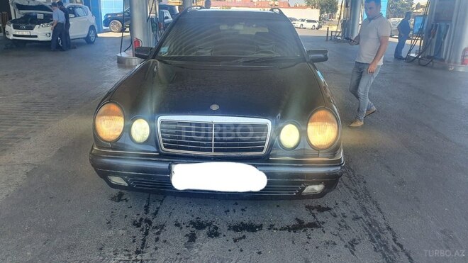 Mercedes E 240 1998, 240,000 km - 2.4 l - Bakı
