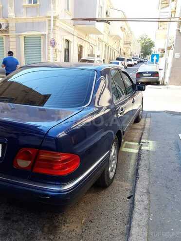 Mercedes E 280 1996, 310,000 km - 2.8 l - Bakı