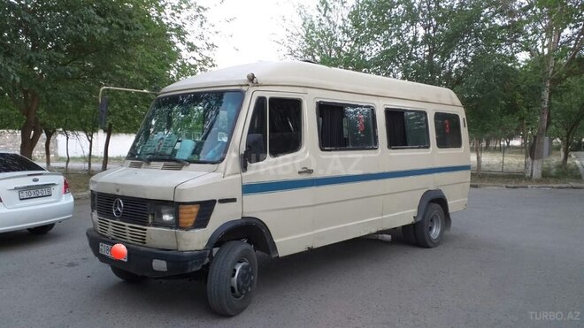 Mercedes 410 D 1988, 356,000 km - 2.3 l - Şirvan