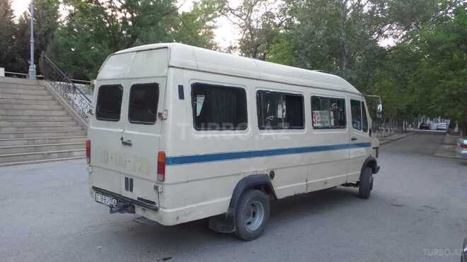 Mercedes 410 D 1988, 356,000 km - 2.3 l - Şirvan