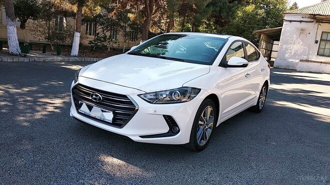 Hyundai Elantra 2018, 81,000 km - 2.0 l - Bakı
