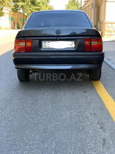 Opel Vectra 1995, 218,000 km - 2.0 l - Bakı