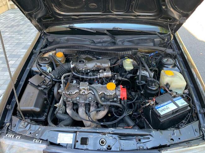 Opel Vectra 1995, 218,000 km - 2.0 l - Bakı