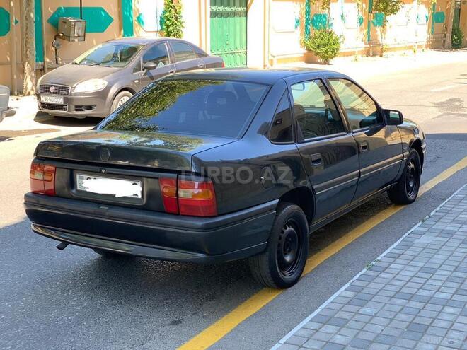 Opel Vectra 1995, 218,000 km - 2.0 l - Bakı