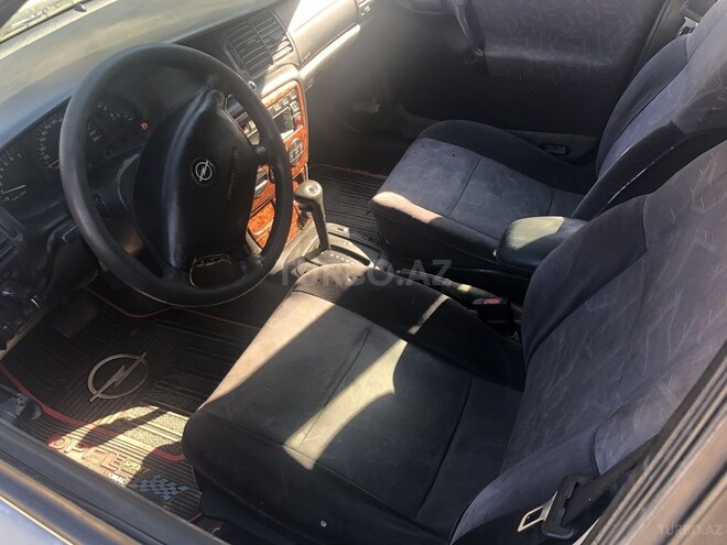 Opel Vectra 1997, 230,000 km - 2.0 l - Sumqayıt