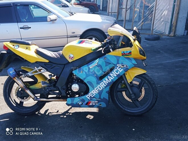 Kawasaki  2012, 6,000 km - 0.3 л - Bakı