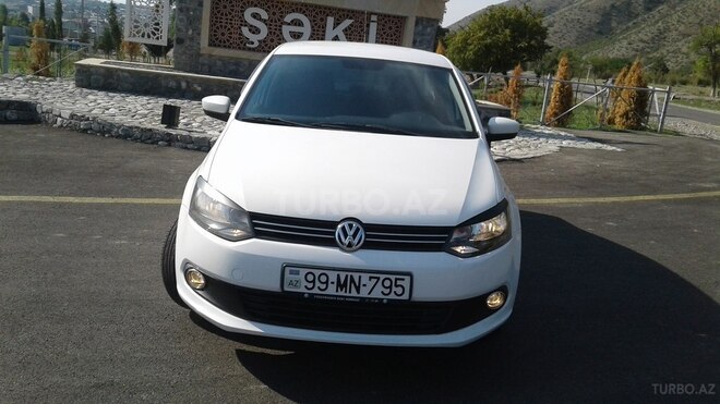 Volkswagen Polo 2012, 251,620 km - 1.6 l - Şəki