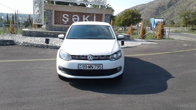 Volkswagen Polo 2012, 251,620 km - 1.6 l - Şəki