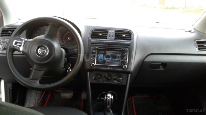 Volkswagen Polo 2012, 251,620 km - 1.6 l - Şəki