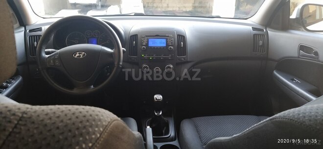 Hyundai i30 2011, 249,000 km - 1.6 l - Şəmkir
