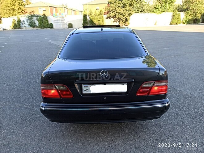 Mercedes E 320 2000, 245,000 km - 3.2 l - Bakı