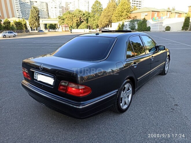 Mercedes E 320 2000, 245,000 km - 3.2 l - Bakı