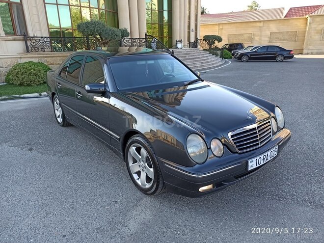 Mercedes E 320 2000, 245,000 km - 3.2 l - Bakı