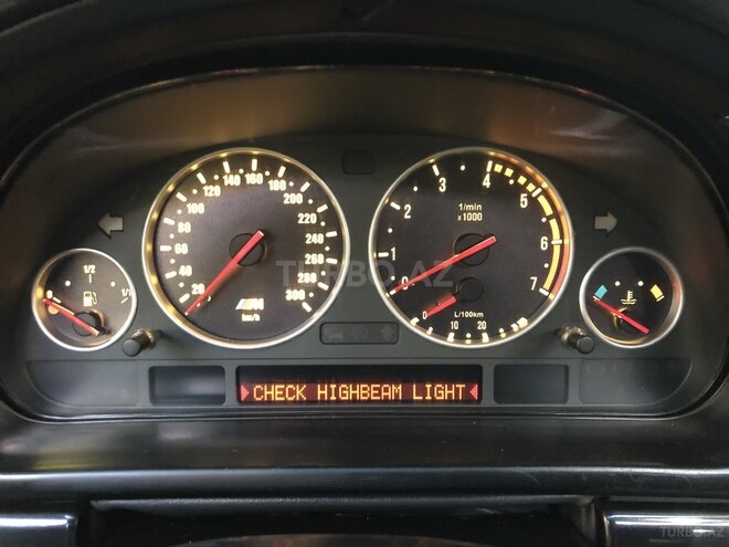 BMW 525 2000, 228,000 km - 2.5 l - Bakı