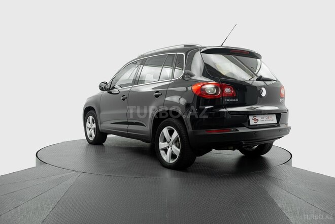 Volkswagen Tiguan 2011, 220,000 km - 2.0 l - Bakı