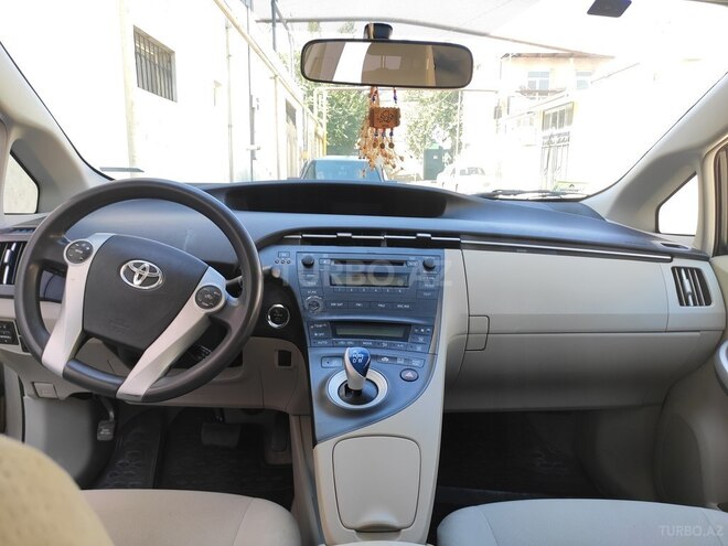 Toyota Prius 2010, 300,000 km - 1.8 l - Bakı