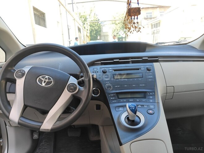 Toyota Prius 2010, 300,000 km - 1.8 l - Bakı