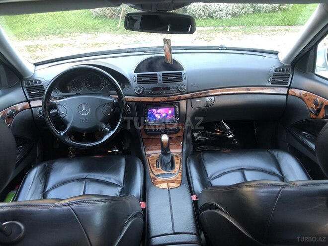 Mercedes E 320 2002, 280,000 km - 3.2 l - Bakı