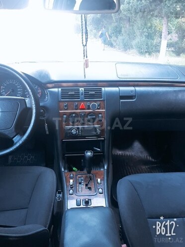 Mercedes E 220 1998, 436,000 km - 2.2 l - Gəncə