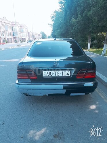 Mercedes E 220 1998, 436,000 km - 2.2 l - Gəncə
