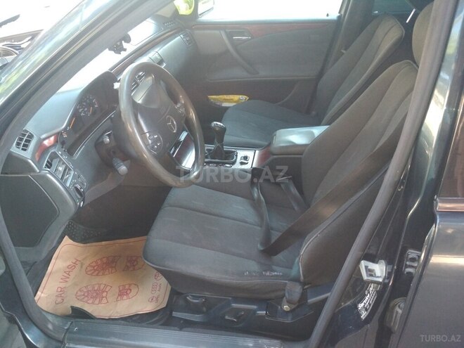 Mercedes E 200 1999, 315,817 km - 2.0 л - Bakı