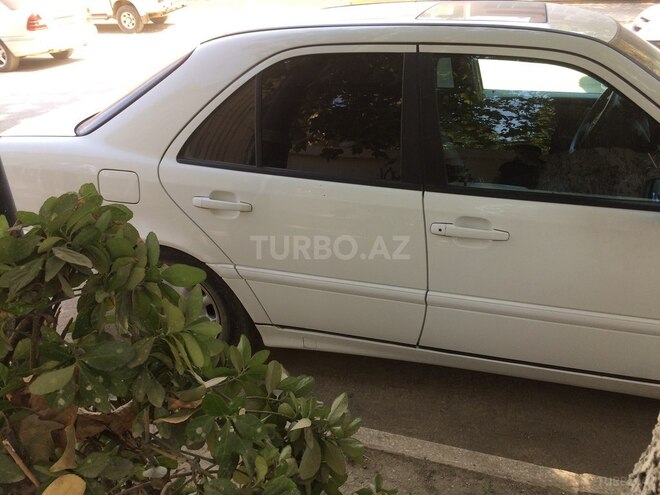 Mercedes C 180 1997, 302,156 km - 1.8 л - Qazax