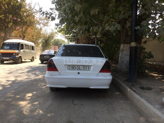 Mercedes C 180 1997, 302,156 km - 1.8 л - Qazax