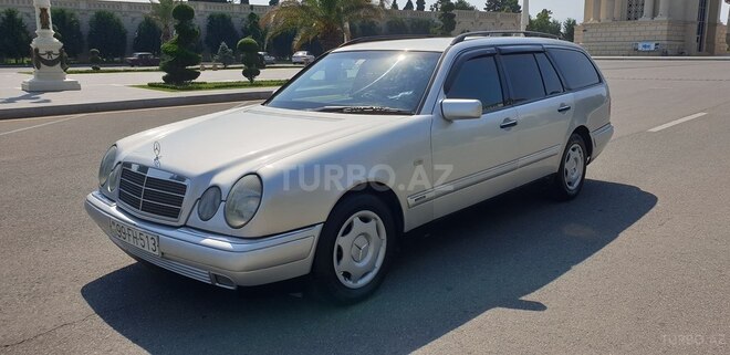 Mercedes E 240 1998, 295,000 km - 2.4 л - Gəncə