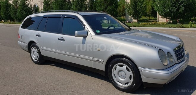 Mercedes E 240 1998, 295,000 km - 2.4 л - Gəncə