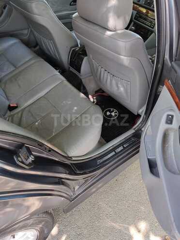 BMW 528 1996, 289,675 km - 2.8 l - Xaçmaz