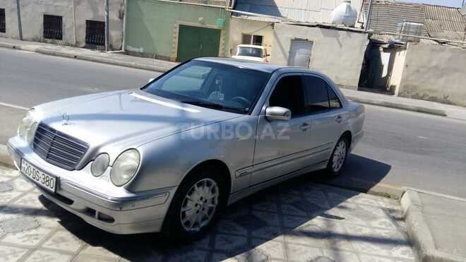 Mercedes E 240 2000, 280,000 km - 2.4 l - Gəncə