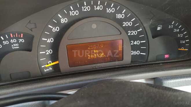 Mercedes C 200 2001, 263,000 km - 2.0 l - Bakı
