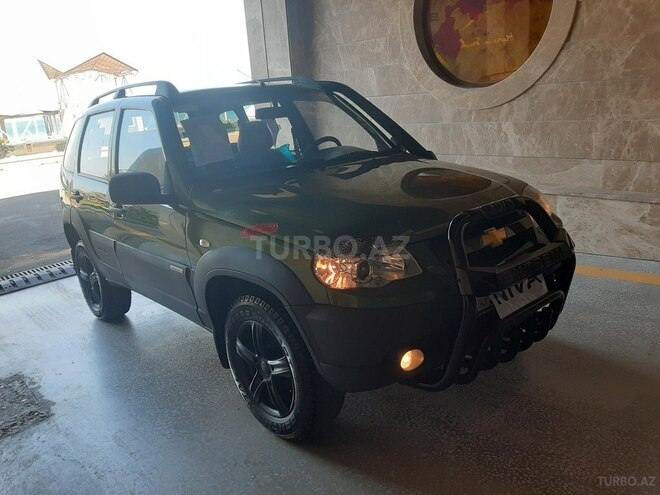 Chevrolet Niva 2017, 10,800 km - 1.7 l - Sumqayıt