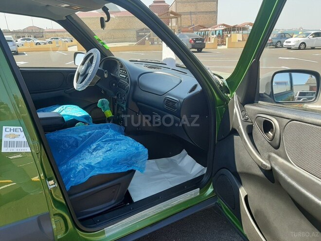 Chevrolet Niva 2017, 10,800 km - 1.7 l - Sumqayıt
