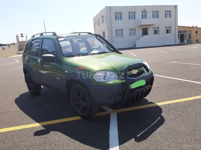 Chevrolet Niva 2017, 10,800 km - 1.7 l - Sumqayıt
