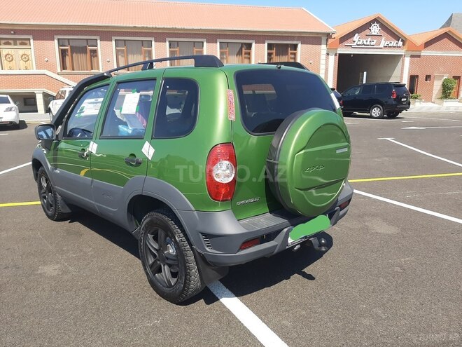 Chevrolet Niva 2017, 10,800 km - 1.7 l - Sumqayıt
